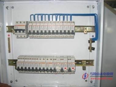 電工電路識圖布線接線與維修pdf_裝修電路布線圖_裝修電路功率圖